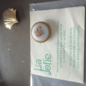 Vintage LA Jolie floral scarf clip with paperwork